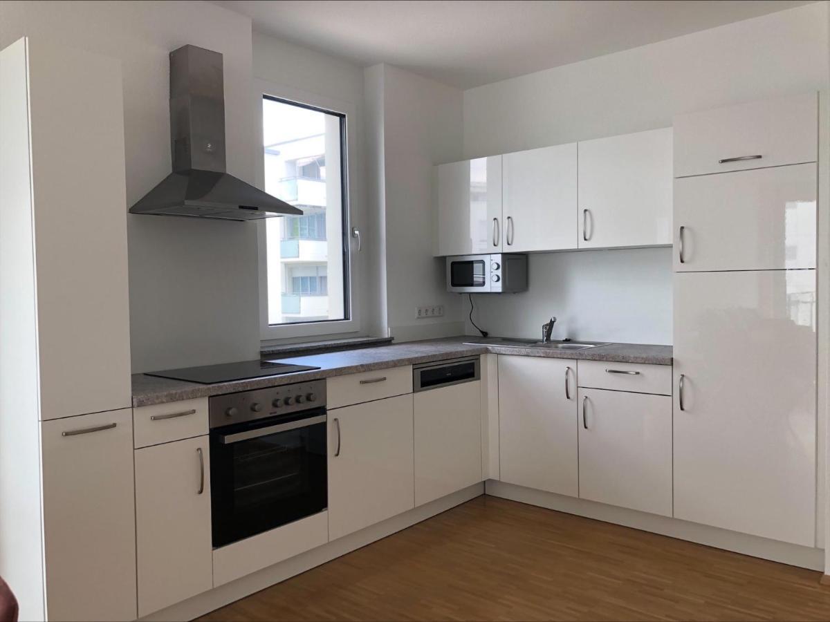Moderne Alpenblick Apartment Friedrichshafen Esterno foto
